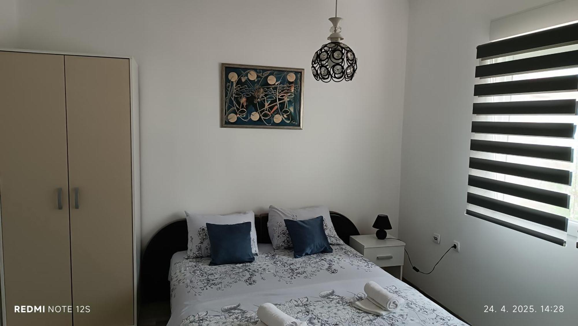Happy Star Apartment Ni Екстериор снимка